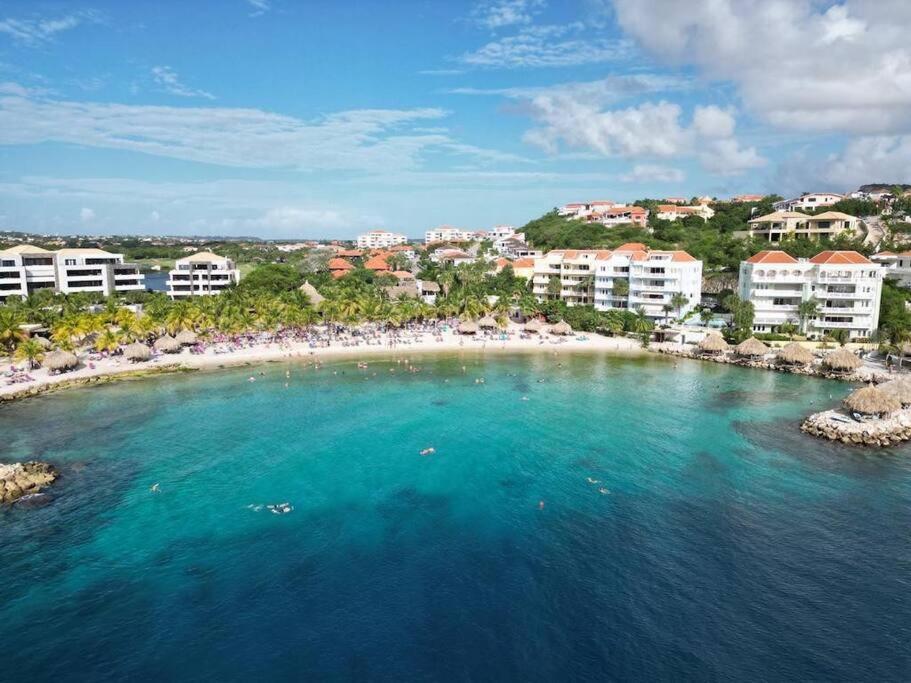 Blue Emerald Beachfront Blessing Willemstad Exterior foto