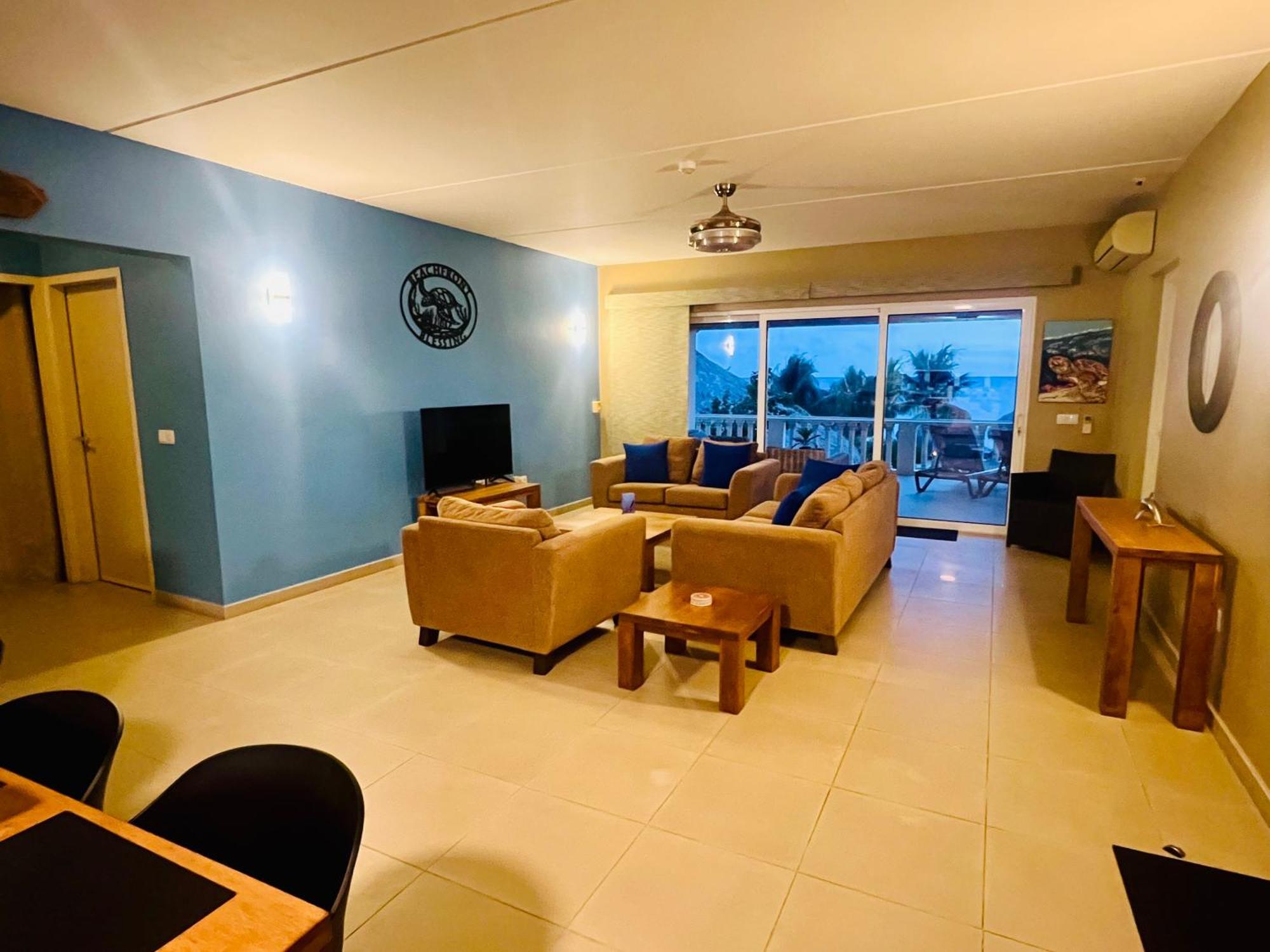 Blue Emerald Beachfront Blessing Willemstad Exterior foto
